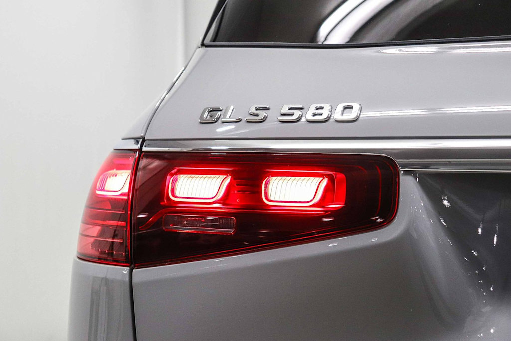 Thumbnail: 2024 Mercedes-Benz GLS - 23