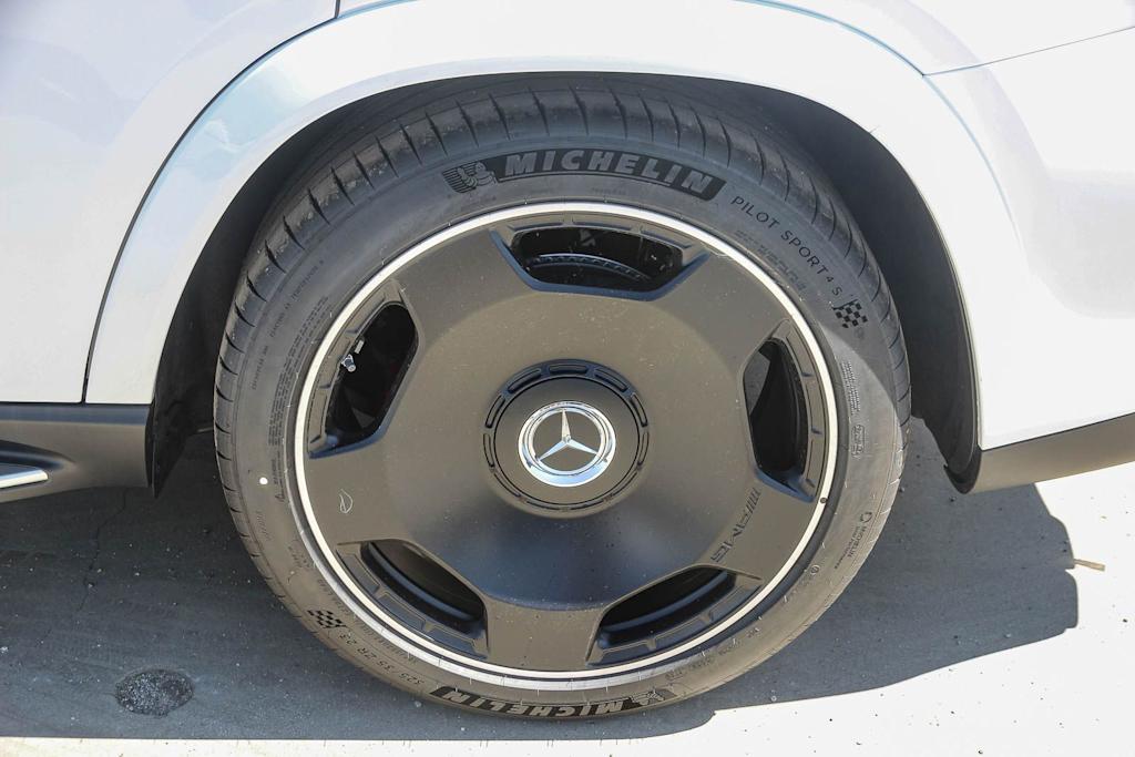 Thumbnail: 2026 Mercedes-Benz GLS - 19