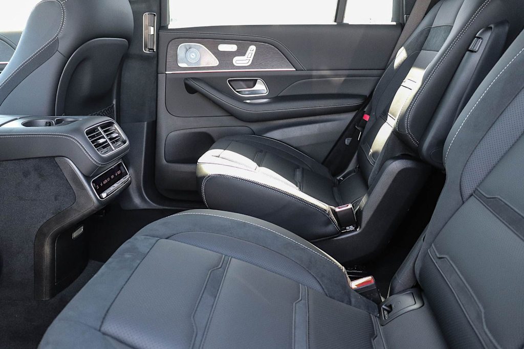 Thumbnail: 2026 Mercedes-Benz GLS - 12