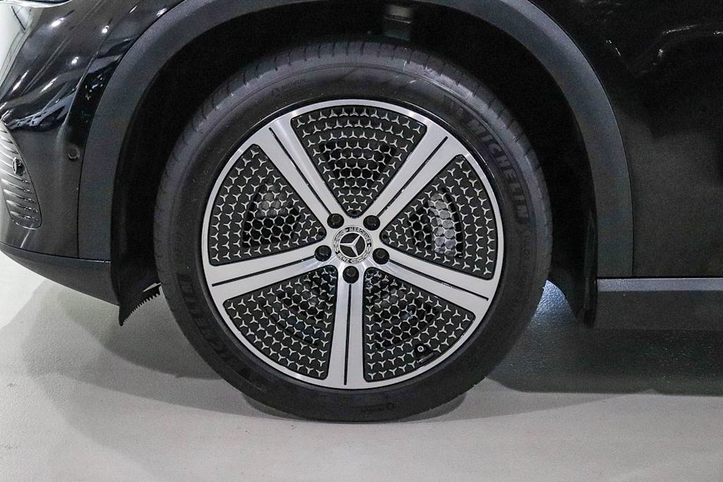 Thumbnail: 2023 Mercedes-Benz EQE - 7