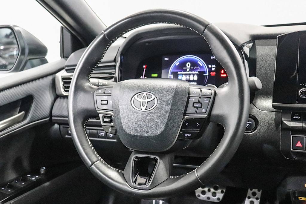 Thumbnail: 2025 Toyota Camry - 8