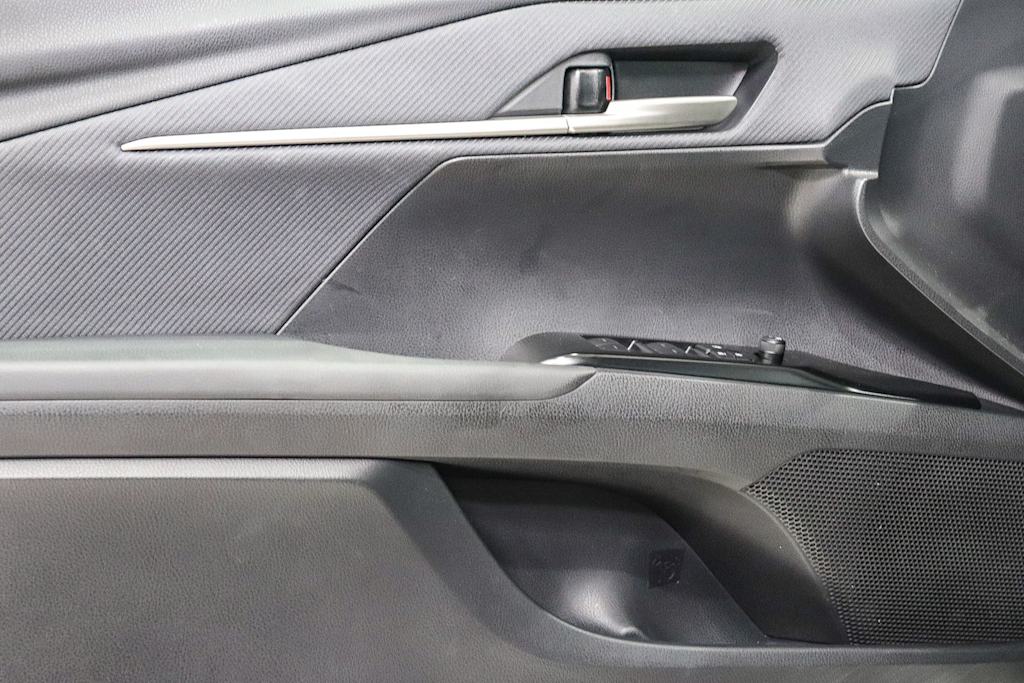 Thumbnail: 2025 Toyota Camry - 15