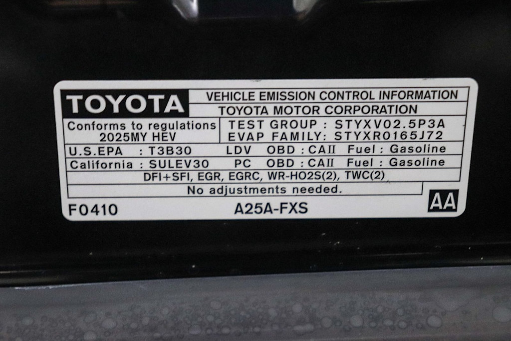 Thumbnail: 2025 Toyota Camry - 16