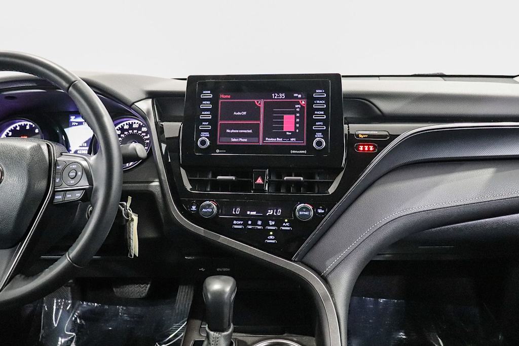 Thumbnail: 2022 Toyota Camry - 7