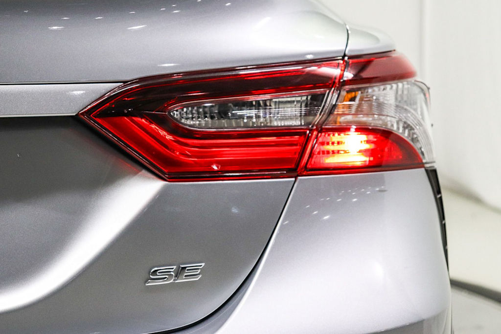 Thumbnail: 2022 Toyota Camry - 23