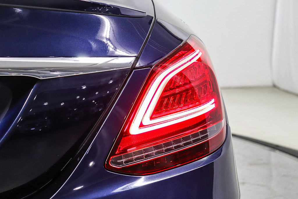 Thumbnail: 2019 Mercedes-Benz C-Class - 6