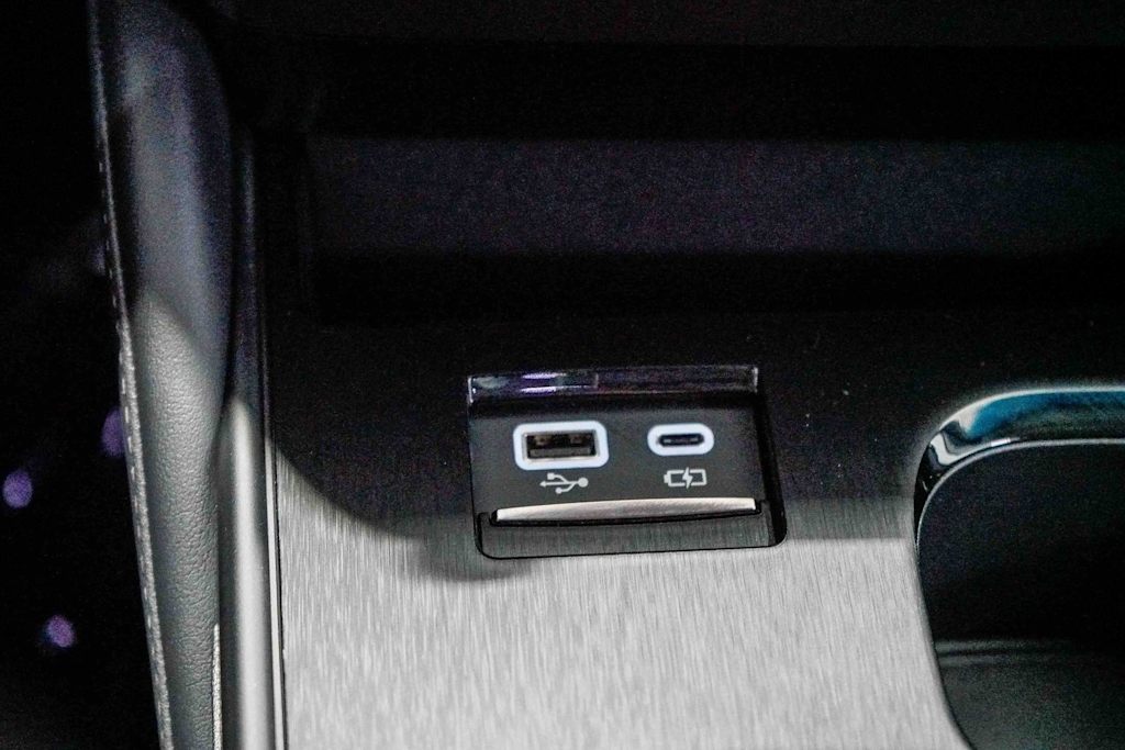 Thumbnail: 2025 Lexus ES - 25