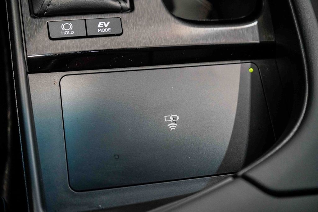 Thumbnail: 2025 Lexus ES - 26