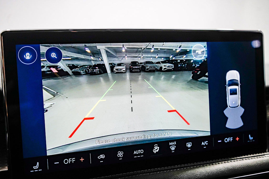 Thumbnail: 2023 Lincoln Corsair - 25