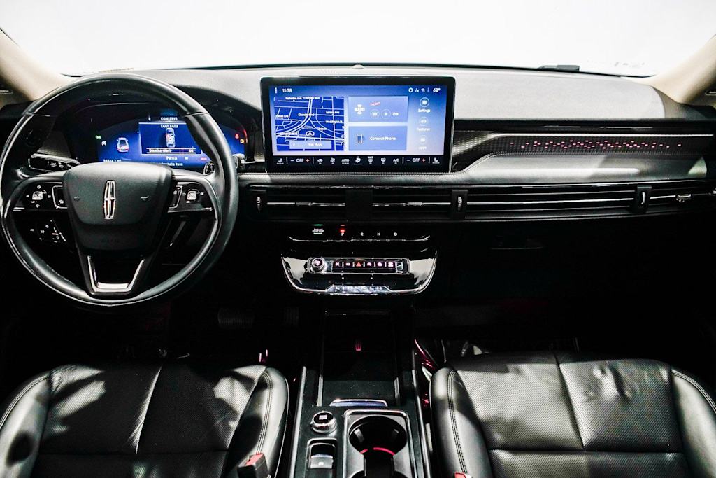 Thumbnail: 2023 Lincoln Corsair - 2