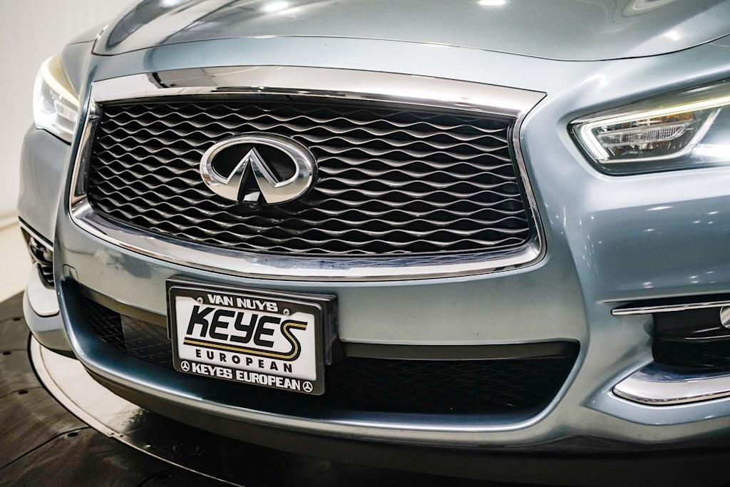 Thumbnail: 2017 INFINITI QX60 - 20