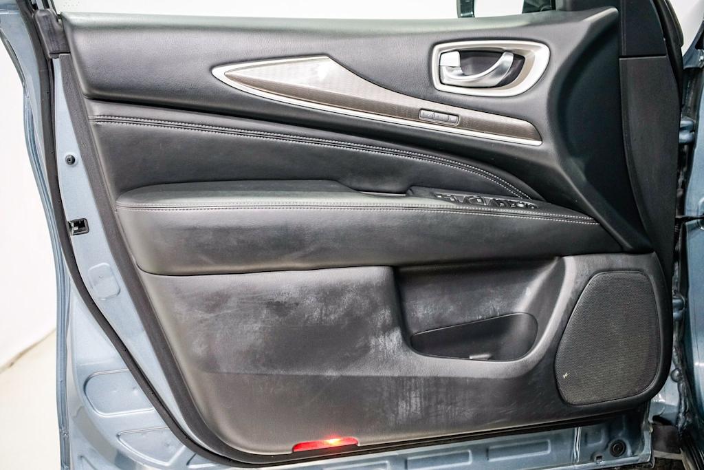 Thumbnail: 2017 INFINITI QX60 - 24