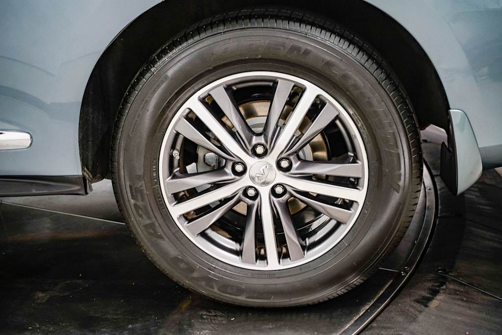 Thumbnail: 2017 INFINITI QX60 - 6