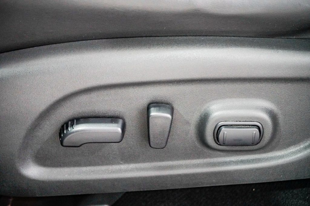 Thumbnail: 2017 INFINITI QX60 - 25