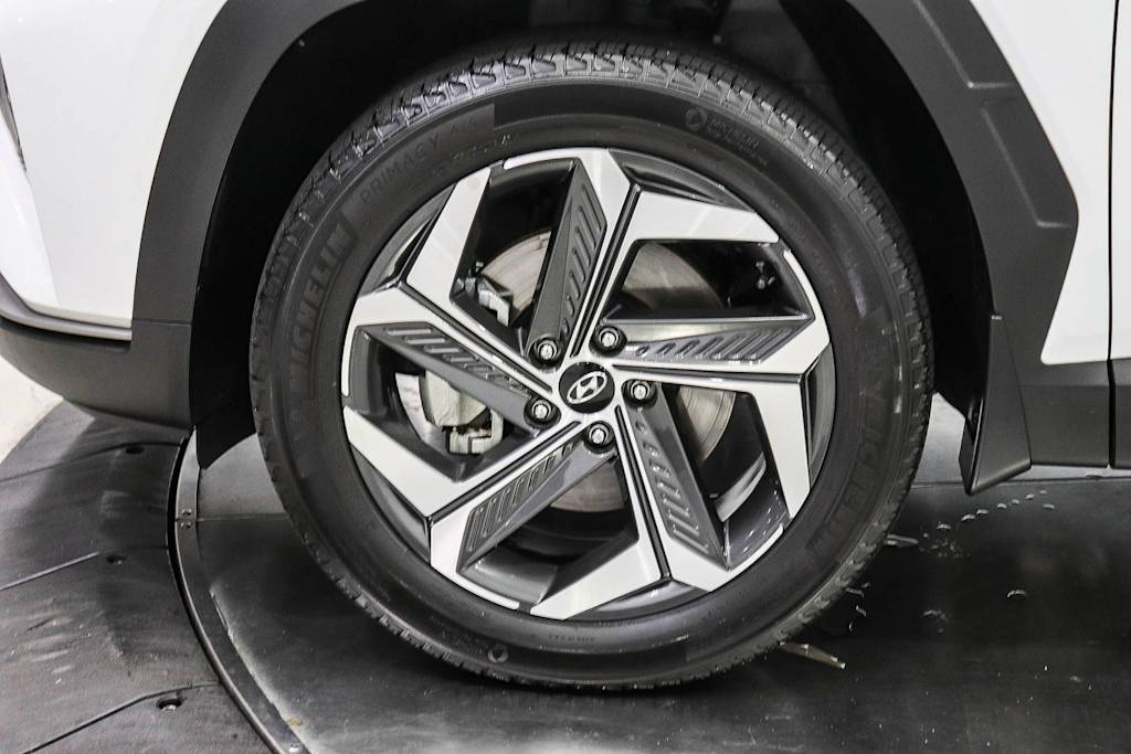 Thumbnail: 2023 Hyundai Tucson - 6