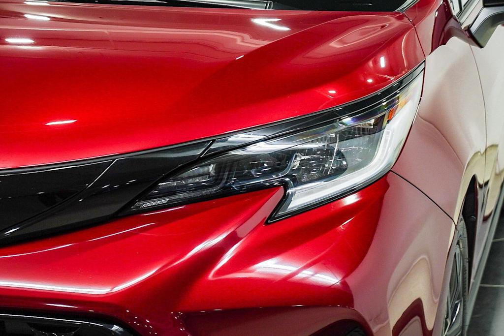 Thumbnail: 2025 Toyota Sienna - 18