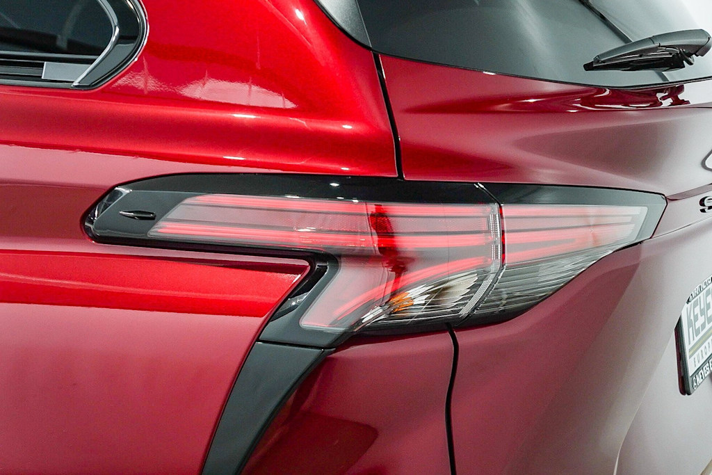 Thumbnail: 2025 Toyota Sienna - 19