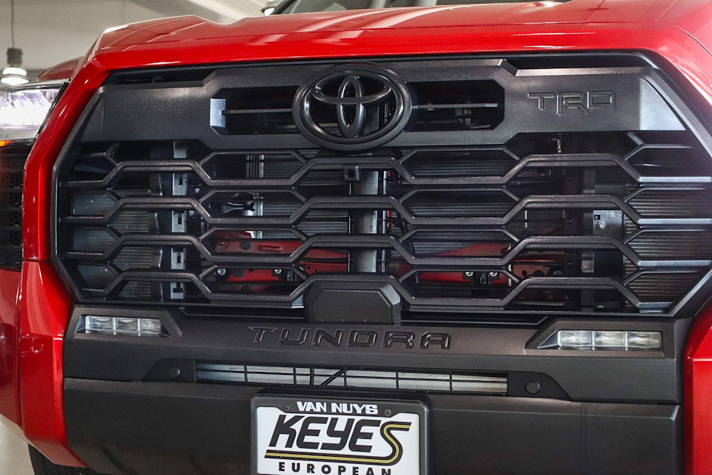 Thumbnail: 2025 Toyota Tundra - 6