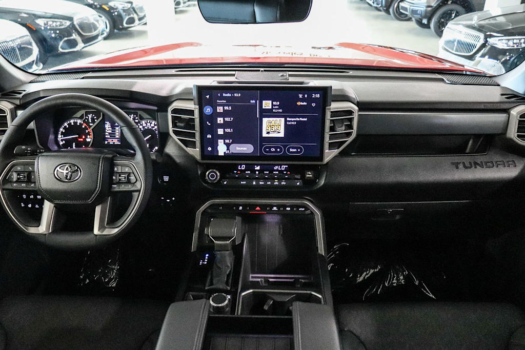 Thumbnail: 2025 Toyota Tundra - 2
