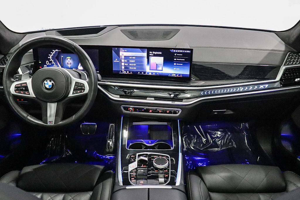 Thumbnail: 2025 BMW X7 - 2