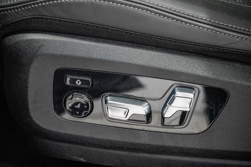 Thumbnail: 2024 BMW X6 - 25