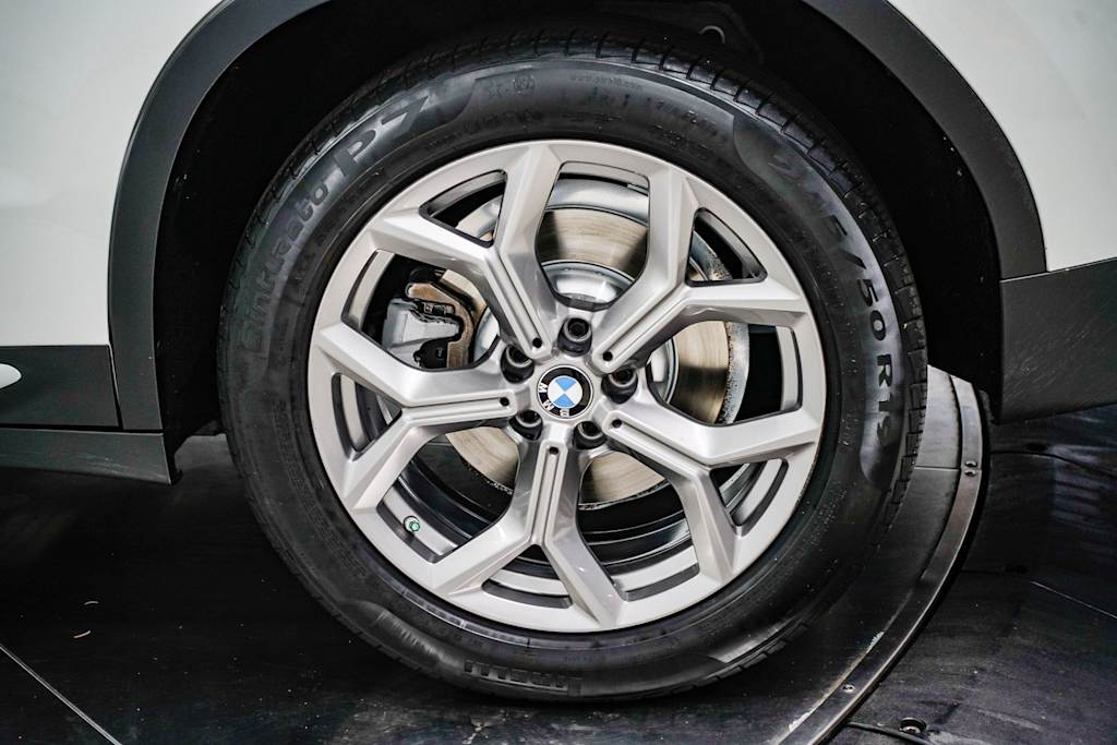 Thumbnail: 2022 BMW X3 - 6