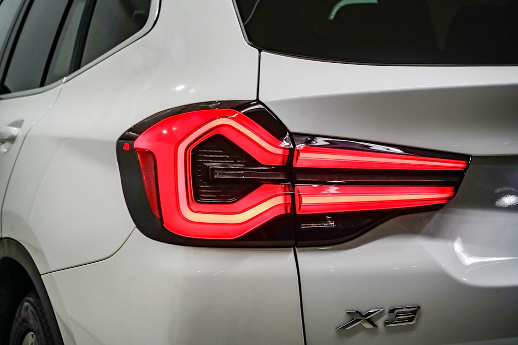 Thumbnail: 2022 BMW X3 - 21