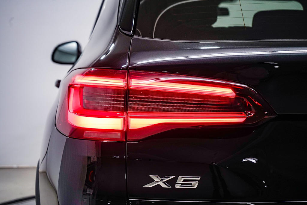 Thumbnail: 2023 BMW X5 - 23