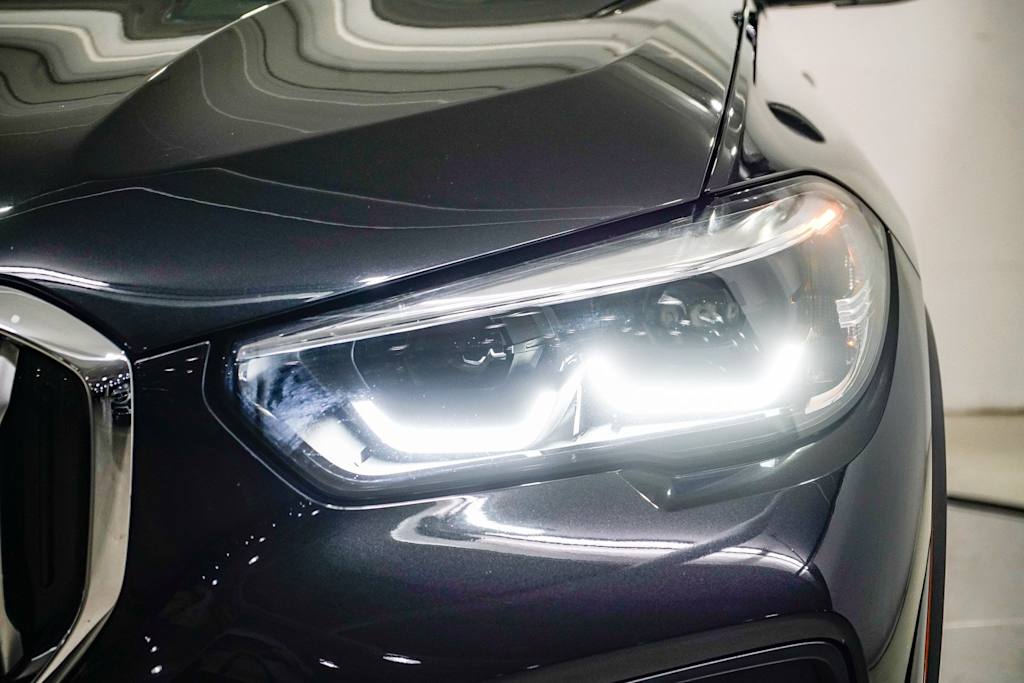 Thumbnail: 2023 BMW X5 - 21