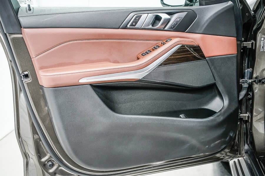 Thumbnail: 2020 BMW X5 - 24