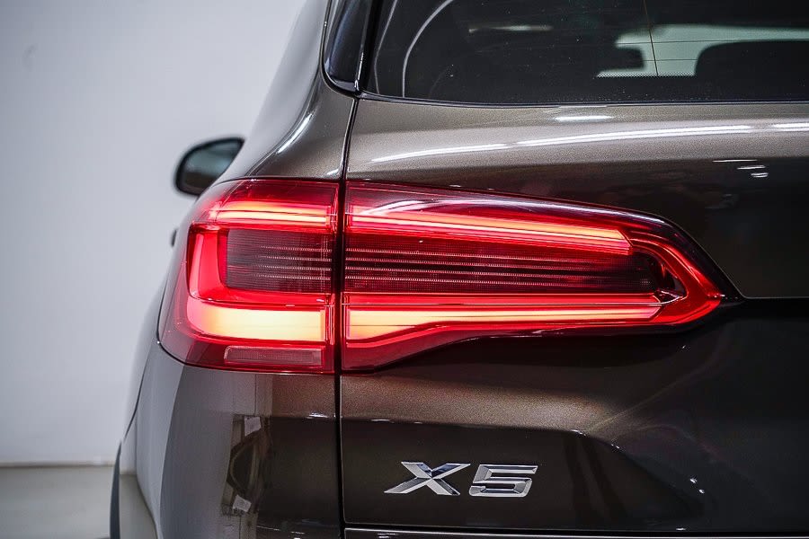 Thumbnail: 2020 BMW X5 - 23