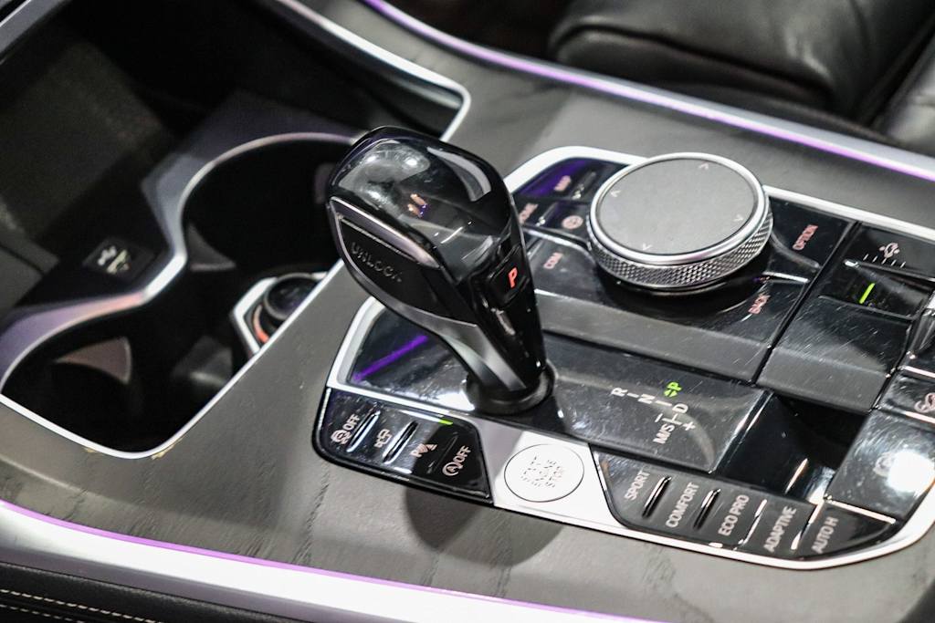 Thumbnail: 2020 BMW X7 - 13
