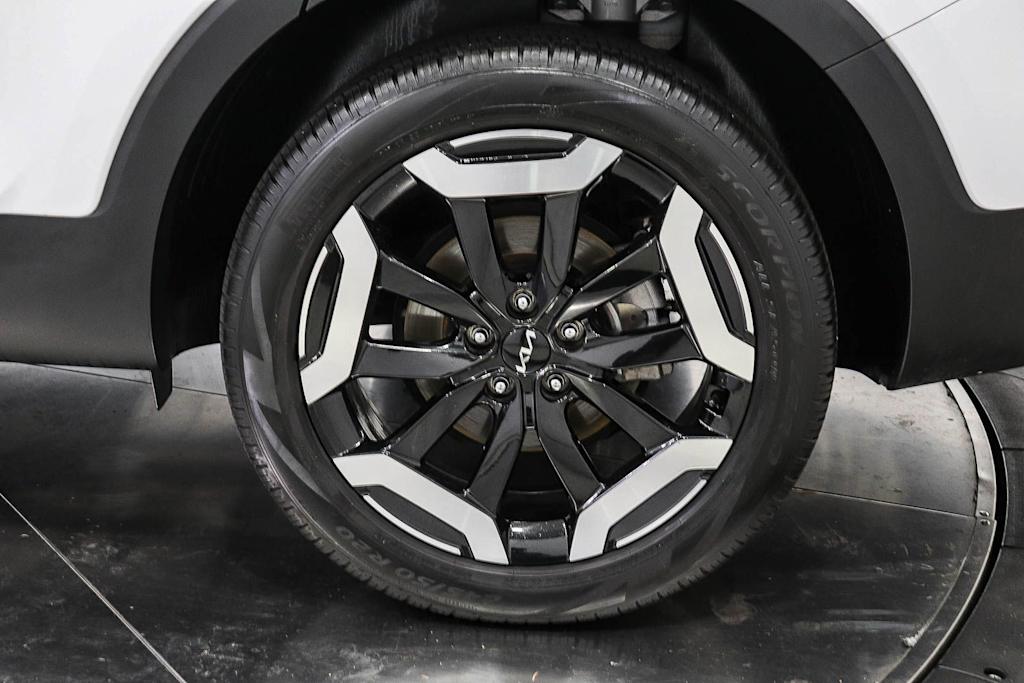 Thumbnail: 2024 Kia Telluride - 21