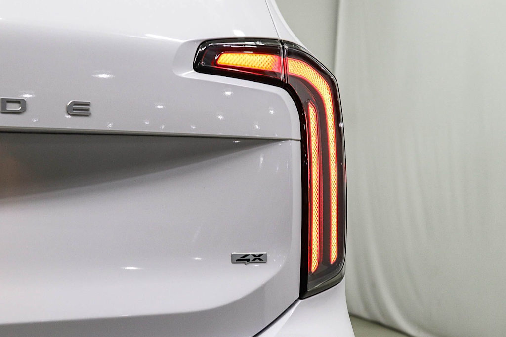 Thumbnail: 2024 Kia Telluride - 22