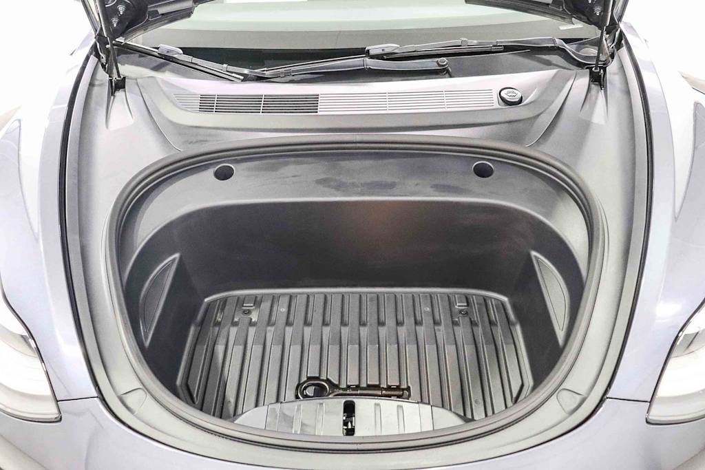 Thumbnail: 2023 Tesla Model 3 - 29