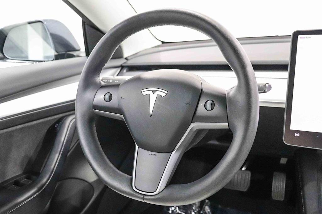 Thumbnail: 2023 Tesla Model 3 - 8