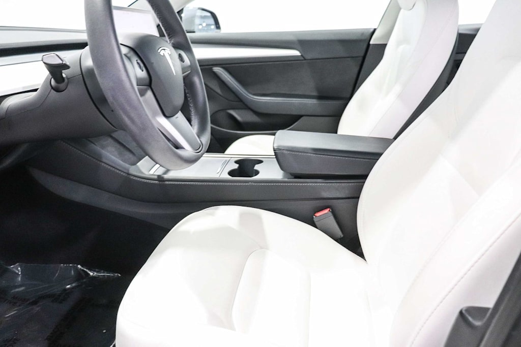 Thumbnail: 2023 Tesla Model 3 - 10