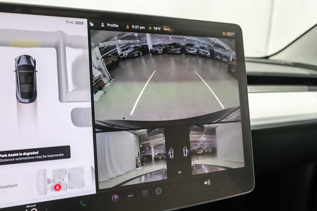 Thumbnail: 2023 Tesla Model 3 - 26