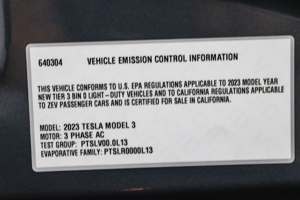 Thumbnail: 2023 Tesla Model 3 - 16