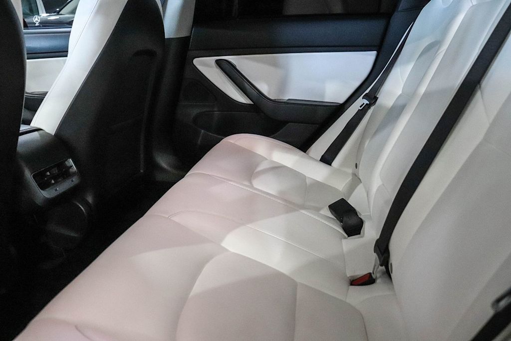 Thumbnail: 2019 Tesla Model 3 - 10