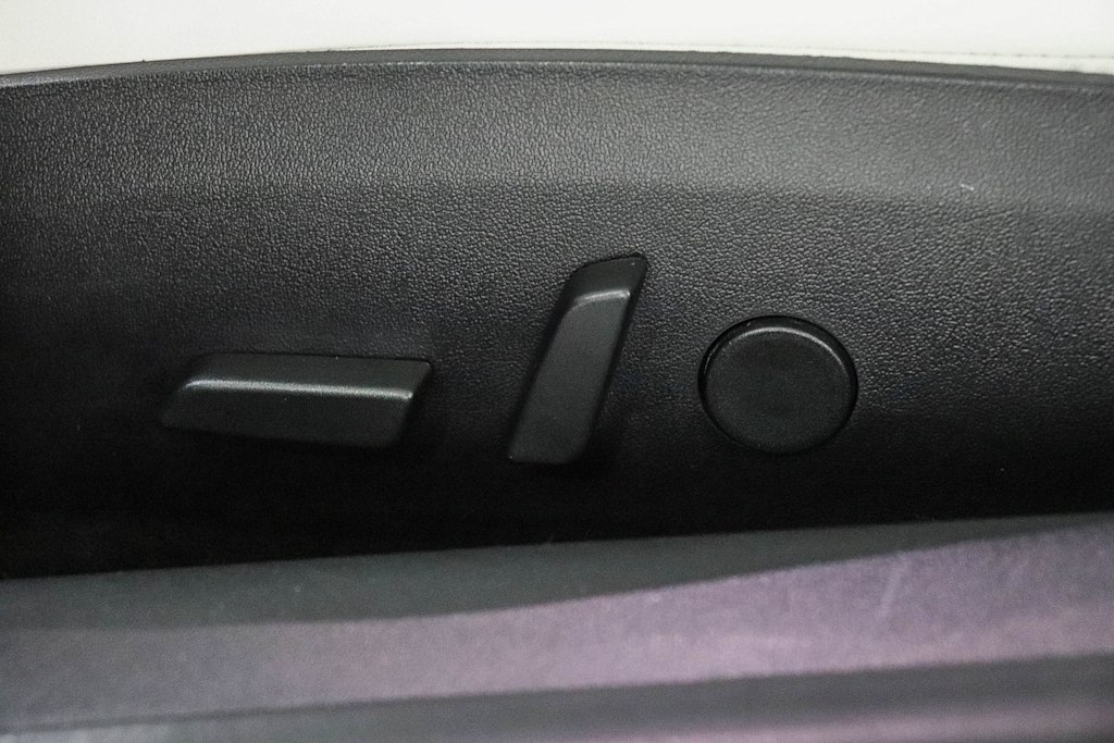 Thumbnail: 2019 Tesla Model 3 - 23