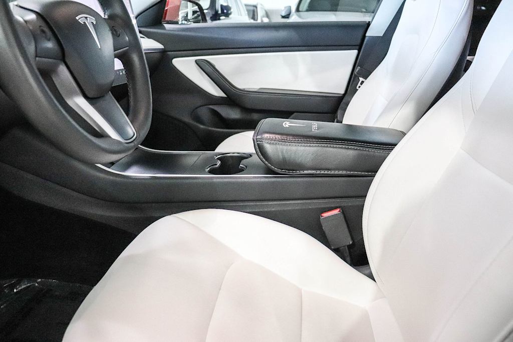 Thumbnail: 2019 Tesla Model 3 - 9