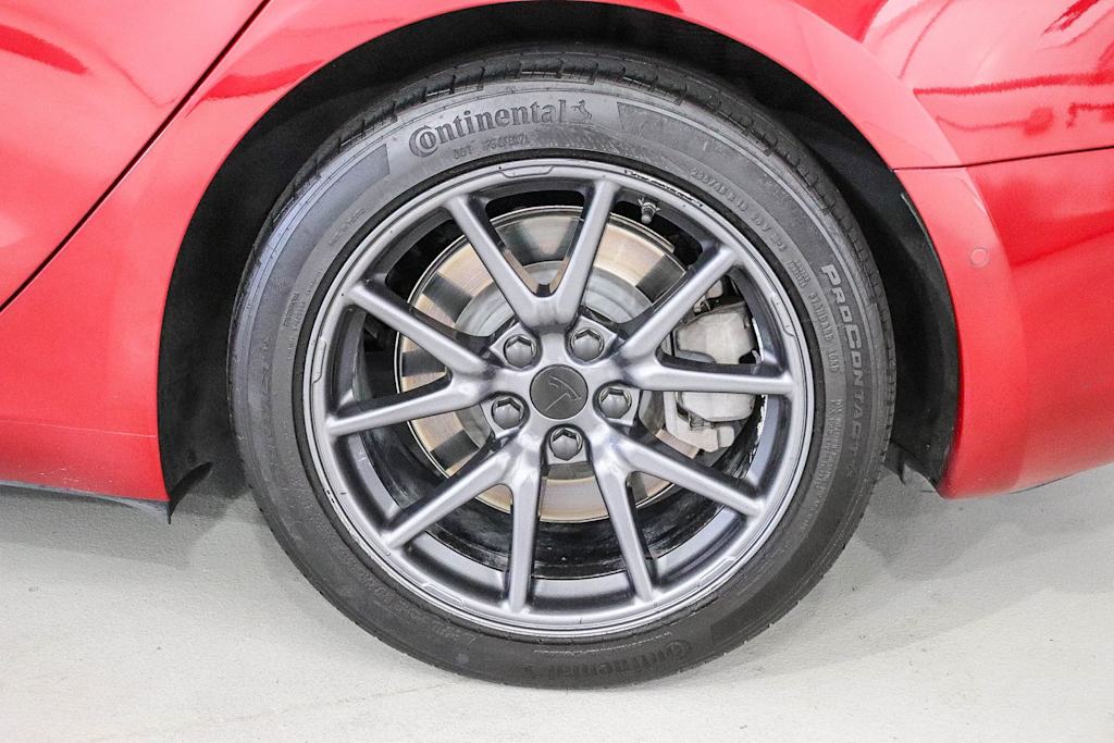 Thumbnail: 2019 Tesla Model 3 - 20