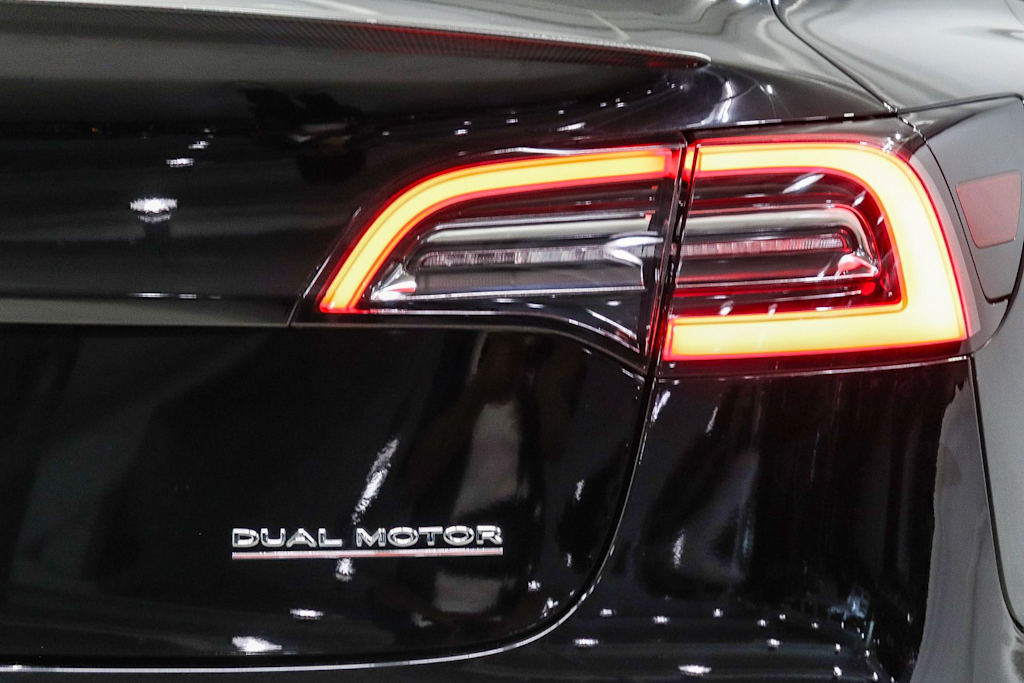 Thumbnail: 2022 Tesla Model 3 - 22