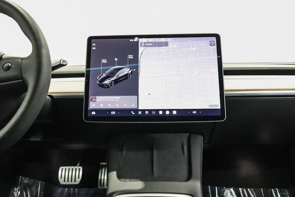 Thumbnail: 2022 Tesla Model 3 - 11