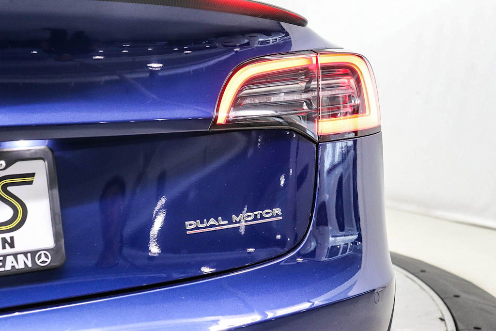 Thumbnail: 2021 Tesla Model 3 - 5