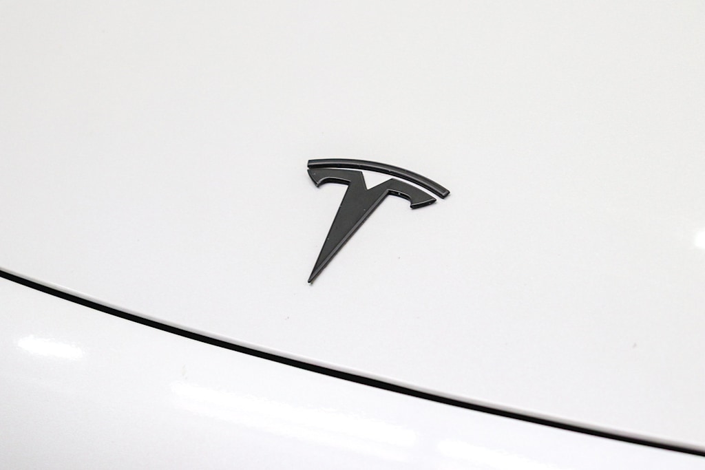 Thumbnail: 2024 Tesla Model 3 - 21