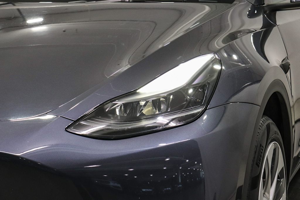 Thumbnail: 2023 Tesla Model Y - 20