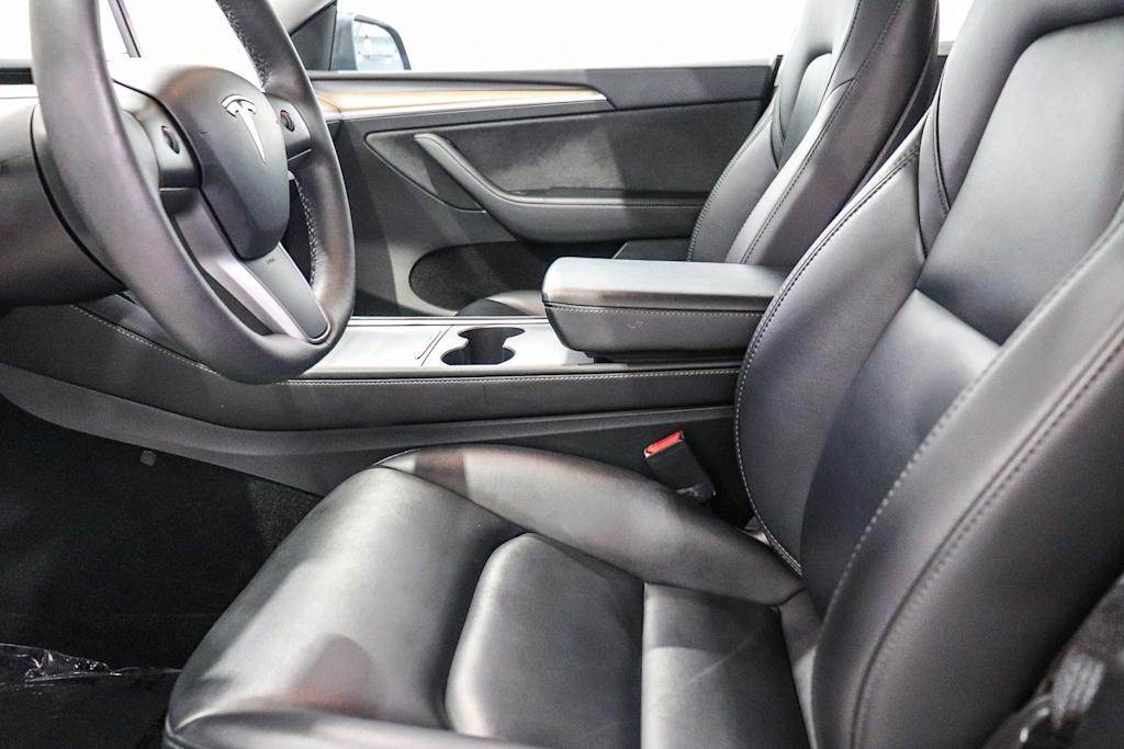 Thumbnail: 2023 Tesla Model Y - 9