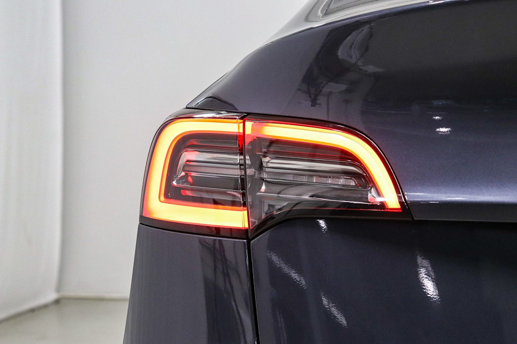 Thumbnail: 2023 Tesla Model Y - 5